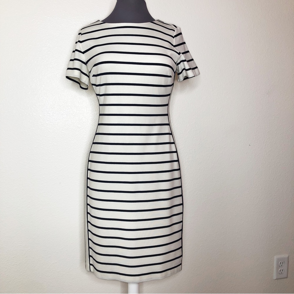 Banana Republic Short Sleeve Fitted Dress Sz 8